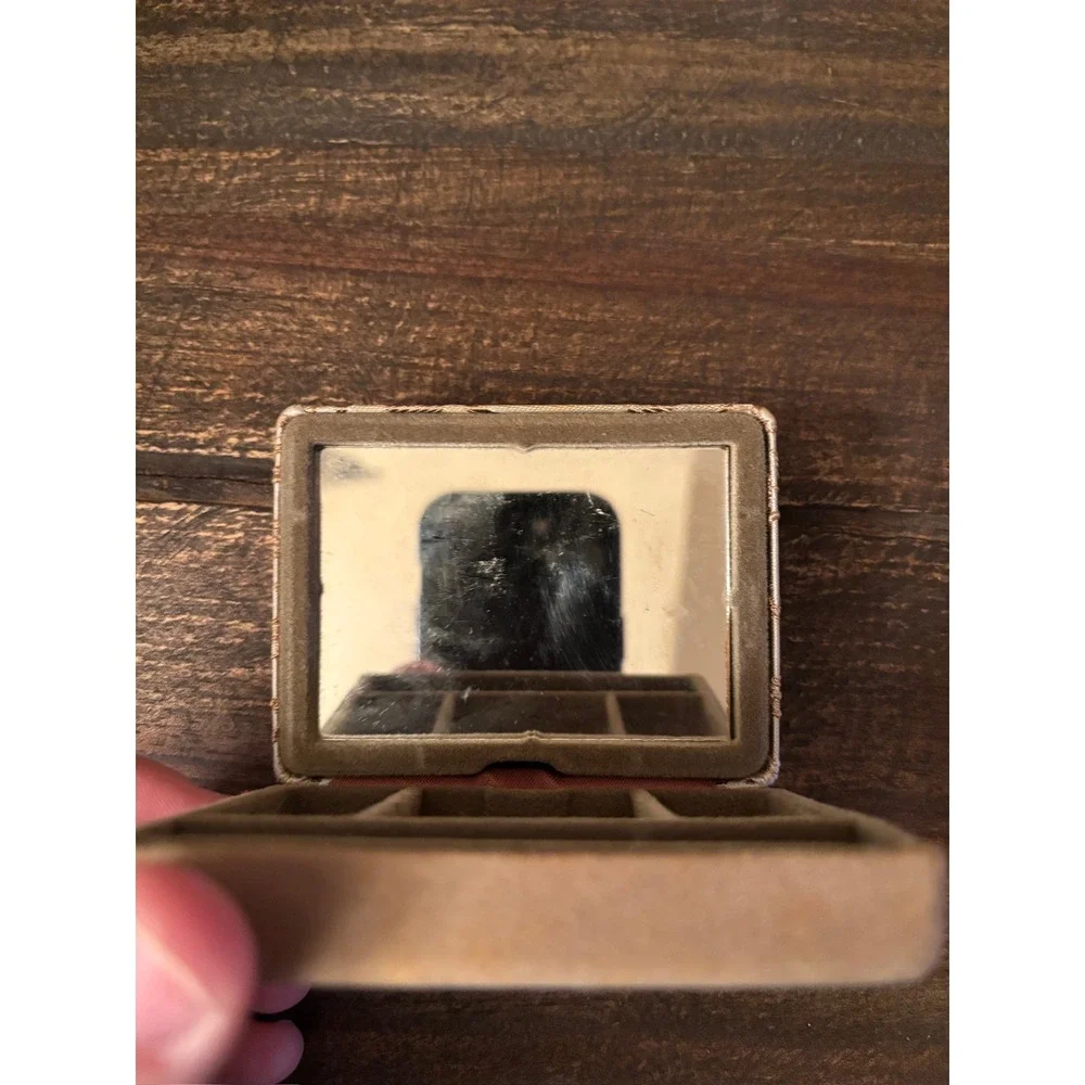 N/A vintage jewelry